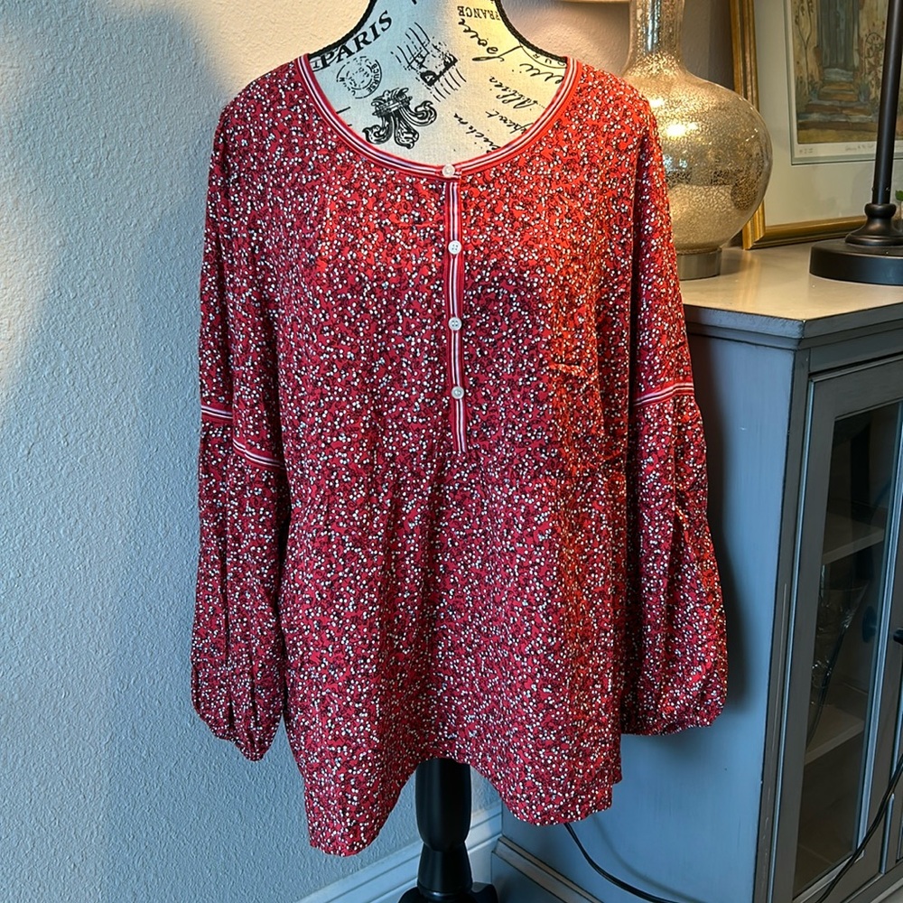 Max Studio Red Floral Blouse.  Size 1X